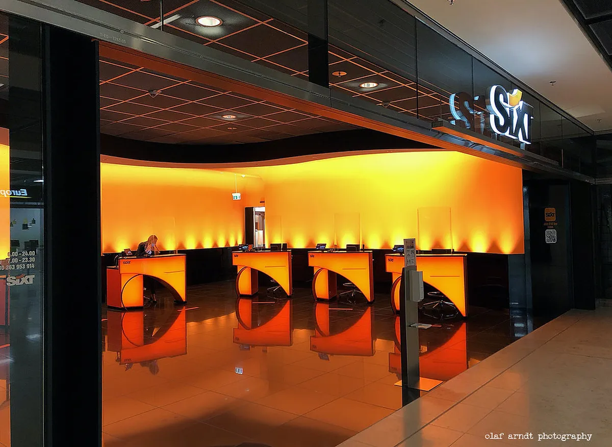 Renting a car in Linz during winter months 2026